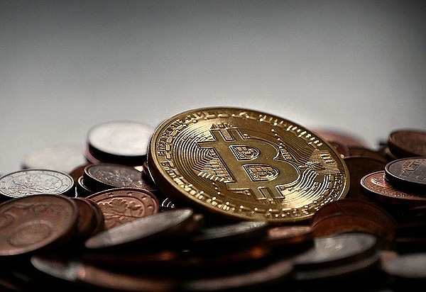比特币市场迎来压力测试：假消息引发的ETF彩排