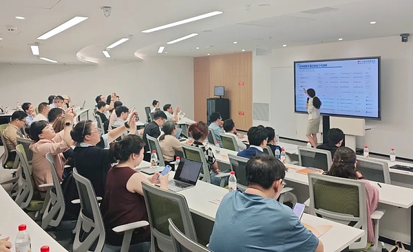 香港金融圈正经历一场由RWA引发的集体焦虑